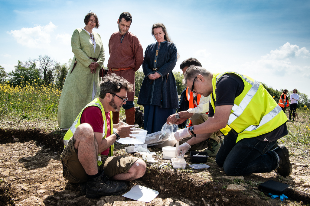Working with Local Archaeologists. | &copy;Photography by Harvey Mills