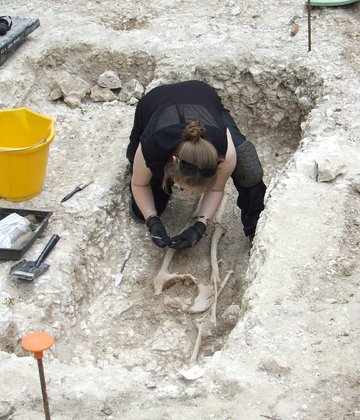 Learning more about the funerary rites of our Anglo-Saxon ancestors. | ©Weorod 2013