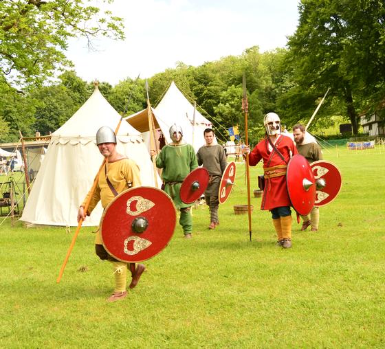 Jutish Warriors with Helms from Shorwell I.O.W, The Pioneer from Northampton and the Swedish Vendel 14. | ©E. Haynes 2017