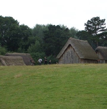Learning more about how our Anglo-Saxon ancestors may have lived. | ©Weorod 2013